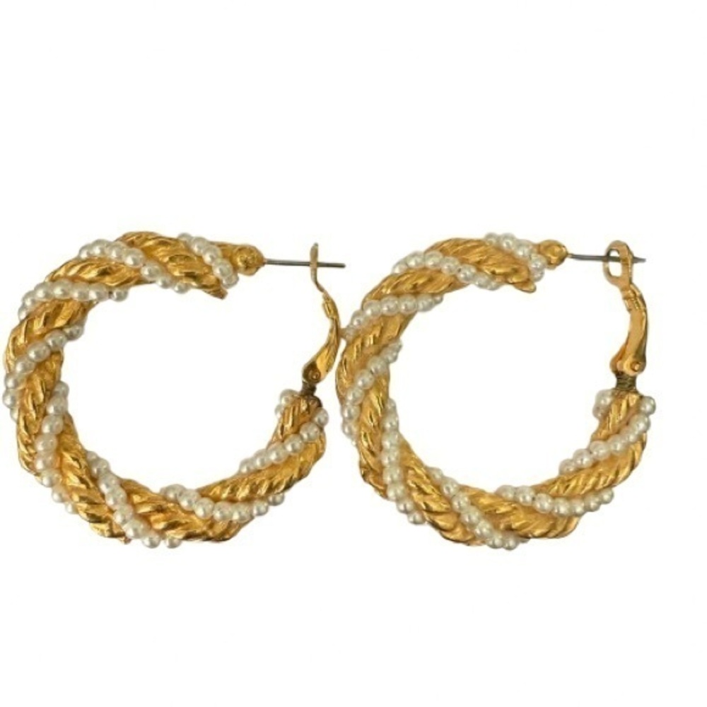 Vintage-Inspired Gold Rope & Faux Pearl Hoop Earrings